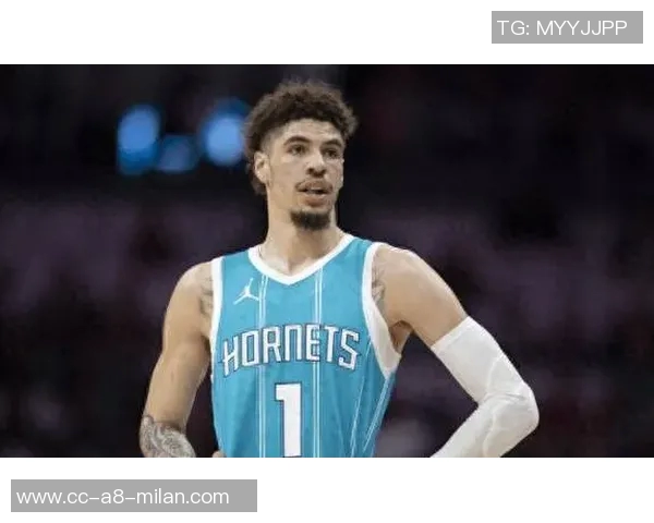 拉梅洛鲍尔狂砍37分8篮板7助攻10记三分球刷新个人生涯新高